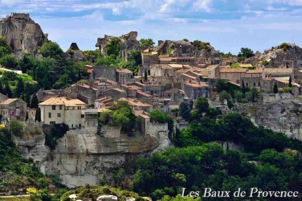 Nuit A La Roquette, Arles Apartment Ngoại thất bức ảnh