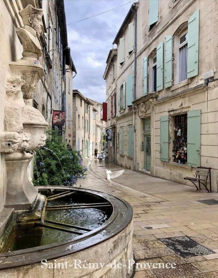 Nuit A La Roquette, Arles Apartment Ngoại thất bức ảnh